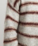 Kwatta Vase Spiral Sweater