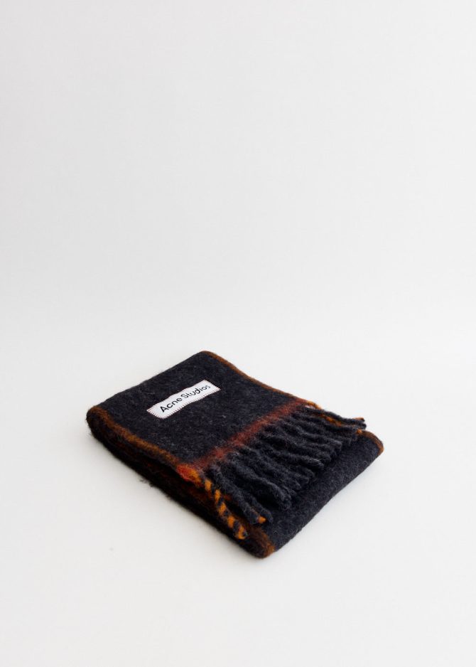 Vally Solid Scarf